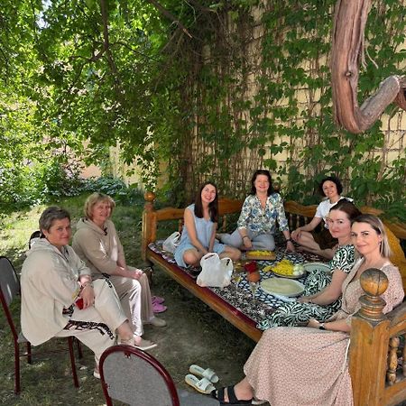 World Guest House Samarkand Exteriör bild